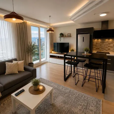 Modern Skyline 13th Floor In